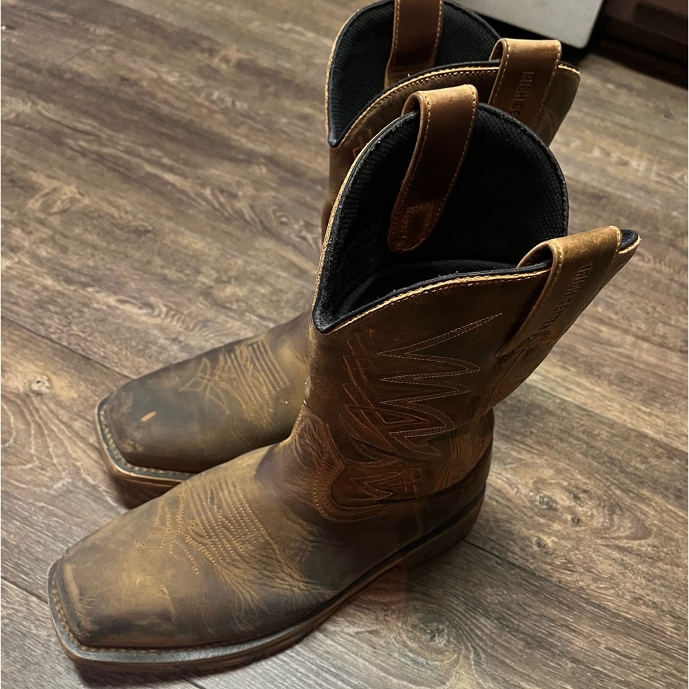 Irish Setter 10.5 wide